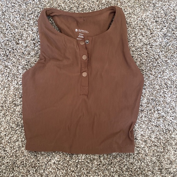Henley ribbed crop top brown NWOT SZ SMALL - Picture 2 of 8